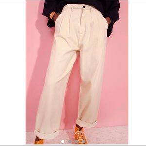 L.F. Markey Ivory Slacks Women’s size US 10